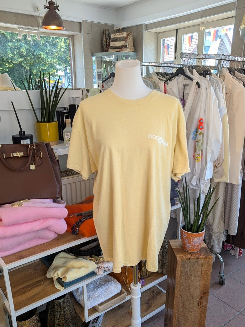T-Shirt DOG MUM Butter Yellow Gelb Backprint Weiß Baumwolle One Size - von Pretty Body 0115