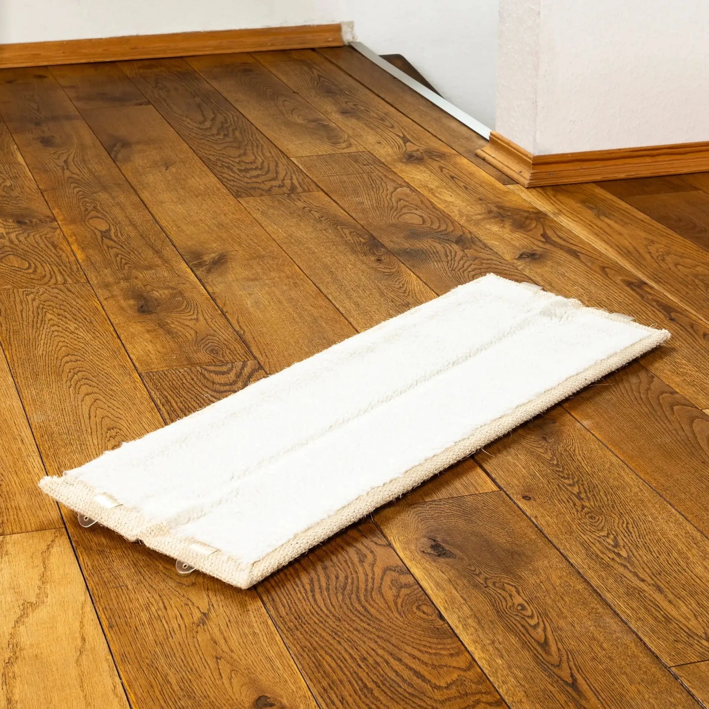 Kratzbrett Kratzmatte für Wand 80x28 cm Eckkratzbrett Kratzbaum Katzen Katze Sisal